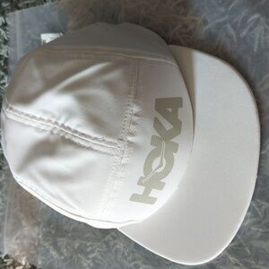 Hoka Adjustable U performance hat white cool grey Brand new Unisex